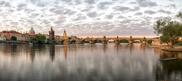 Karlsbron i Prag